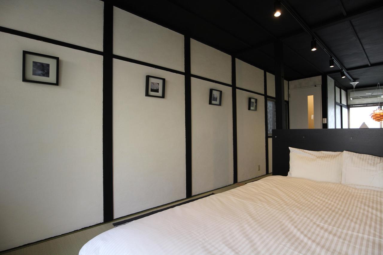 Sekai Hotel Tsuki Osaka Exterior photo
