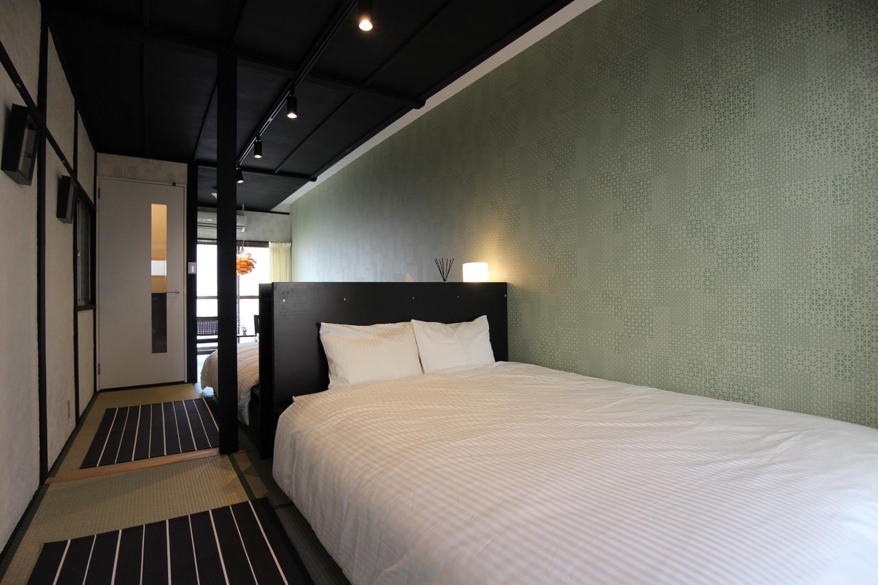 Sekai Hotel Tsuki Osaka Exterior photo